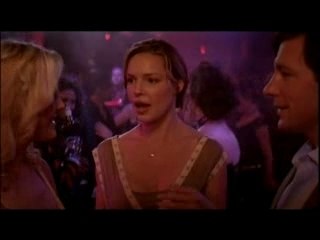 27 Robes - Trailer VF