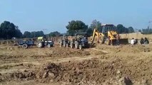 इटावा में खनन माफिया के हौसले बुलंद, अवैधर रुप से मिट्टी का खनन जारी