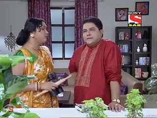 Jeannie Aur Juju Episode 4 Neighbour Can See things happening at Vickys House