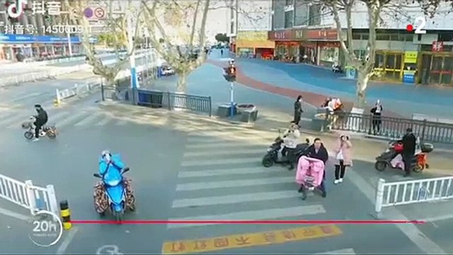 Virus - La Chine utilise des drones en pleine ville pour vérifier que tous les habitants portent bien des masques dans la rue