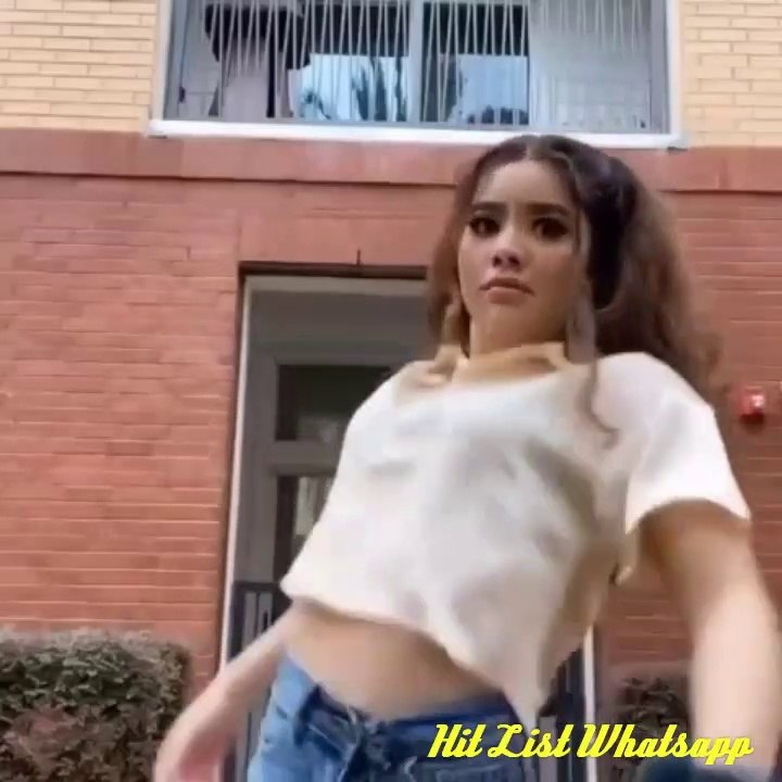 Shake the body and booty by the sexy, cute, hot and beautiful models on the music beat.