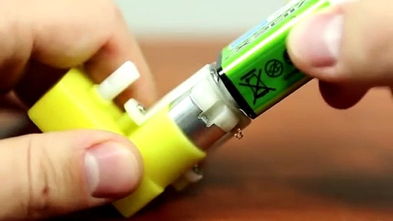 3 Simple  Fun Life Hacks (32)