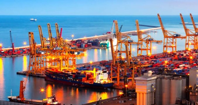 Ocak ayında 14,8 milyar dolar olan ihracat, Cumhuriyet tarihinin rekorunu kırdı