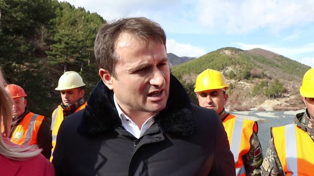 Report TV - FA ndërtojnë urën mbi lumin Fan, Xhaçka: Reformë për emergjencat civile