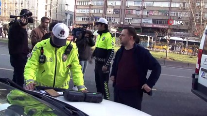 Fatih’te okulların ilk günü servisler denetlendi