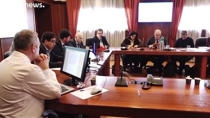 علماء إيطاليون ينجحون بعزل تسلسل الحمض النووي لفيروس كورونا الجديد