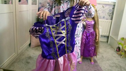 Isabella Vestida de Rapunzel - Princesa Rapunzel Disney