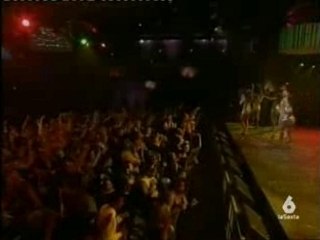 Rihanna- concert - new years (dance Break it off)