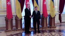 Cumhurbaşkanı Erdoğan, Ukrayna Devlet Başkanı Zelenskiy İle Görüştü
