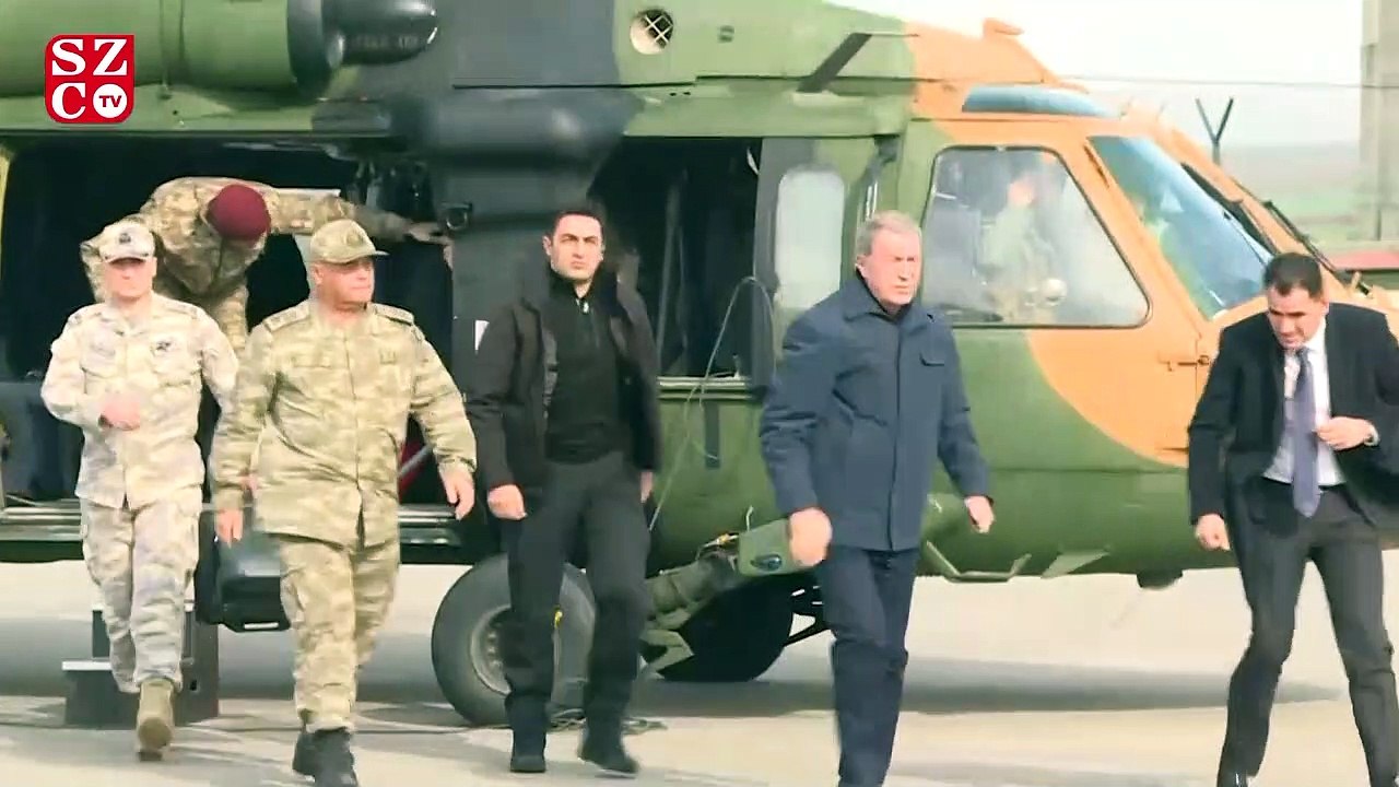Bakan Akar ve TSK Komuta Kademesi, Suriye sınırında inceleme yaptı
