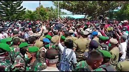 سكان جزيرة إندونيسية يتظاهرون رفضا لإيواء أشخاص آتين من ووهان الصينية