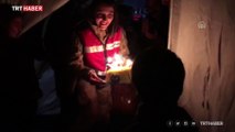 Jandarmadan depremzede çocuğa doğum günü sürprizi