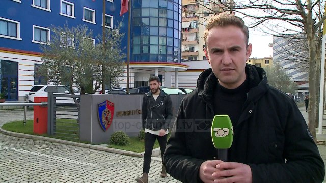 Policët e OFL-së rrethojnë kompleksin “Golden” në Shijak