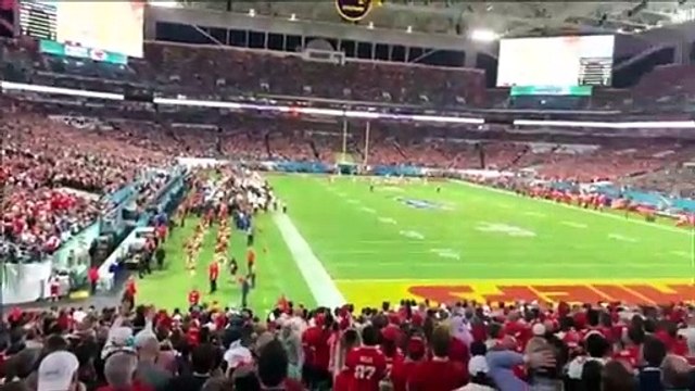 Sieste à 6000$, il s'endort au Super Bowl