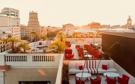 These Hotels Have Some of Valentine's Day's Most Over-the-top Offers — and They're Available to Book Now