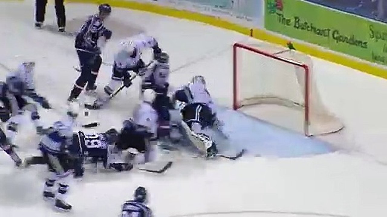Royals’ Farkas named WHL Vaughn Goaltender of the Month