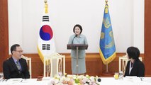 김정숙 여사, 재외문화원장·문화홍보관 격려 오찬 / YTN