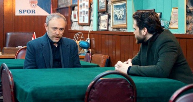 Oyuncu Tansu Biçer, Çukur dizisinden ayrıldı