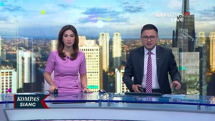 Dievakuasi, Korban Banjir Tangerang Bawa Pakaian Seadanya