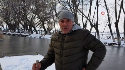 - Soğuk havada Sultan Sazlığı'ndaki göl buz tuttu
