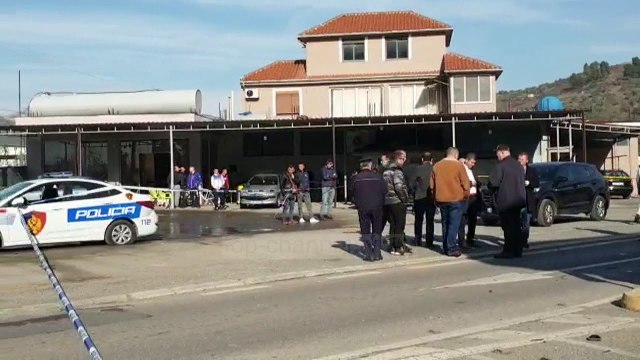 Ç’ndodhi në Elbasan? 5 të plagosur nga aksidenti, policia po ndiqte njërën nga makinat