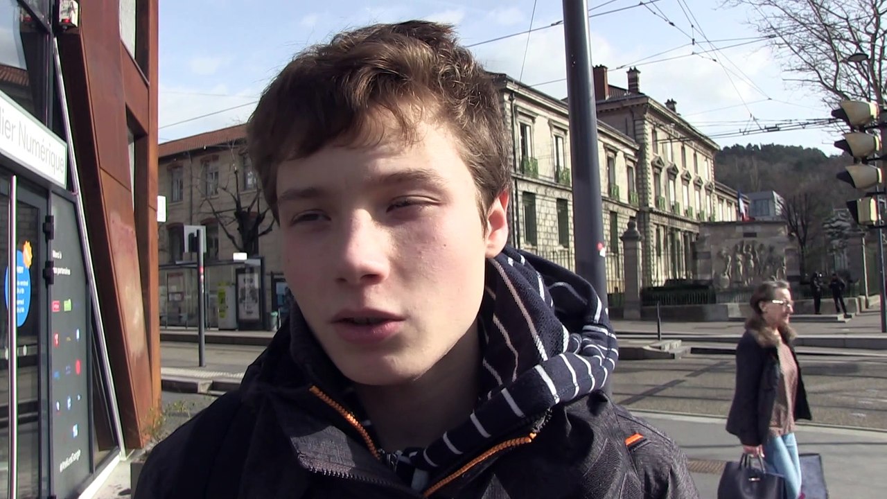 Service National Universel : les jeunes sont-ils motivés par cette idée ?