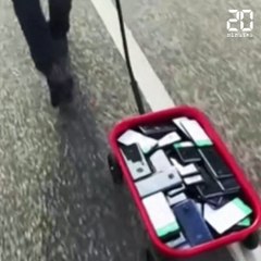 Google Maps : Un artiste créé un embouteillage virtuel avec 99 smartphones