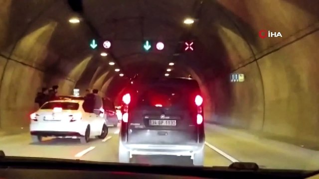 Asker uğurlamasında tünel kapatıp drift yapan magandalar yakalandı