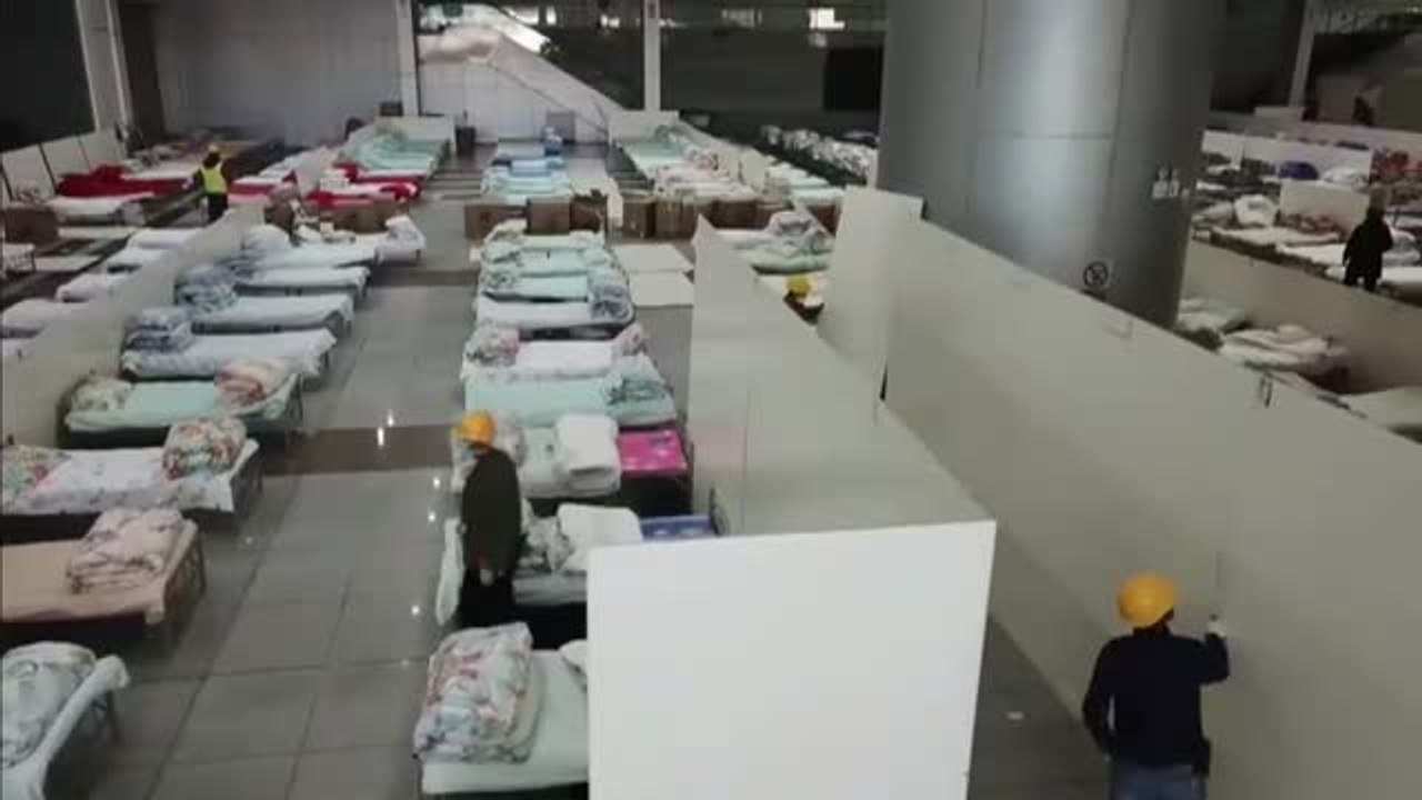 Wuhan convierte su centro de conferencias y exposiciones en un hospital temporal con 18.000 camas