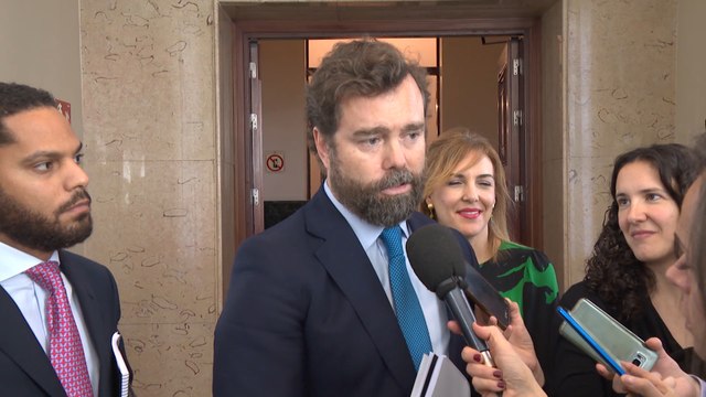 La ultraderecha apunta que más políticos participan en el curso de Ortega Smith