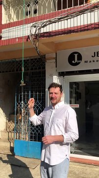 How Doorbells are Done in Myanmar