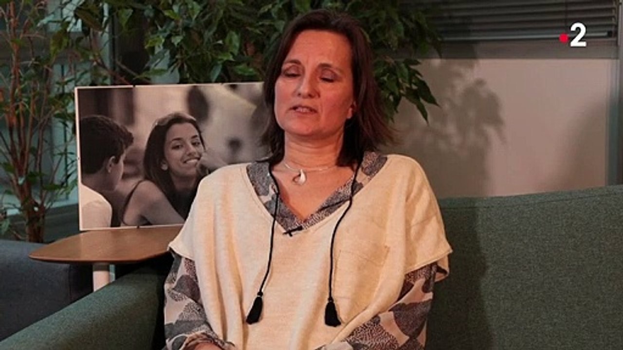 Congé pour le deuil parental : "Aller travailler à ce moment-là n'avait pas de sens", témoigne une mère dont la fille a été emportée par la maladie