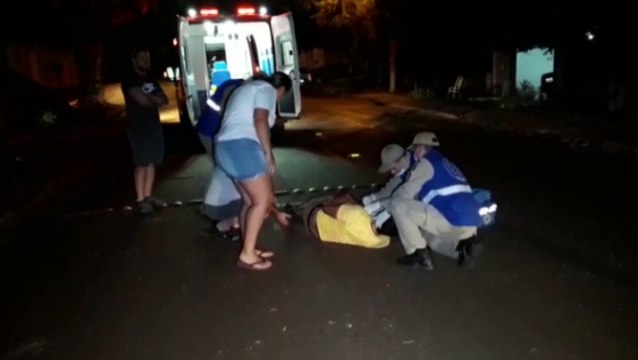Motociclista sofre queda no Bairro Canadá e é socorrido pelo Siate