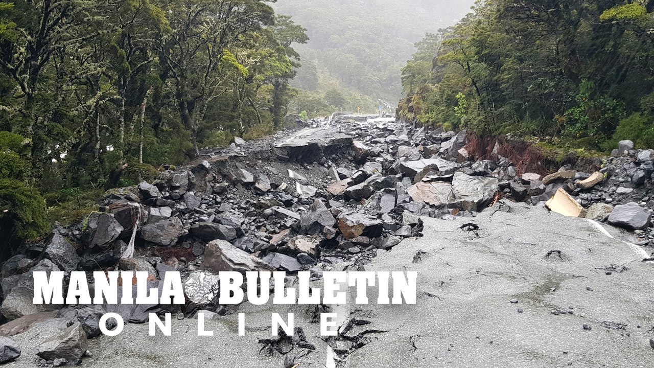 Roads blocked by severe flooding in New Zealand