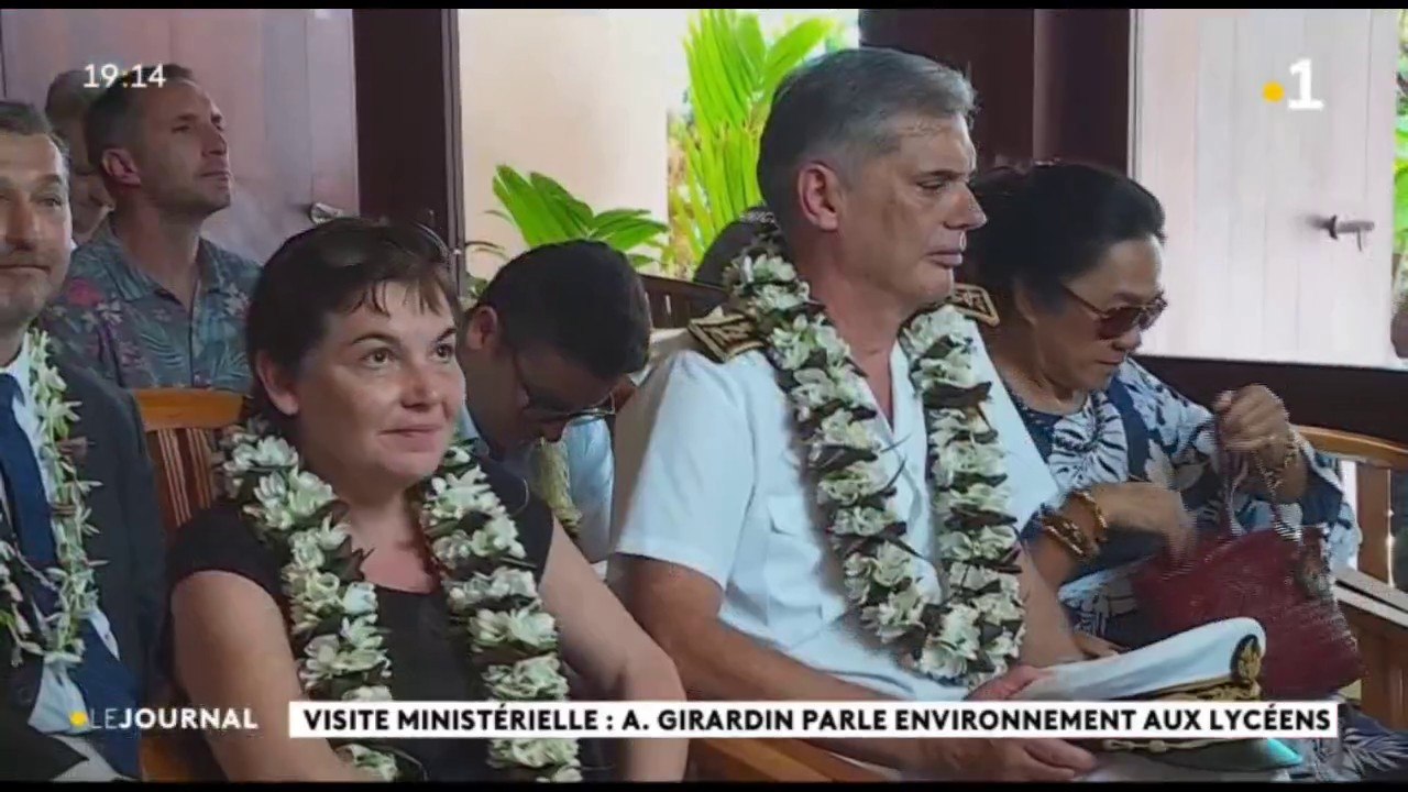 Bora Bora, un exemple de développement durable pour Annick Girardin