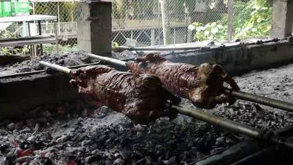The Crispiest Skin: Rico’s Lechon, Cebu/Philippines