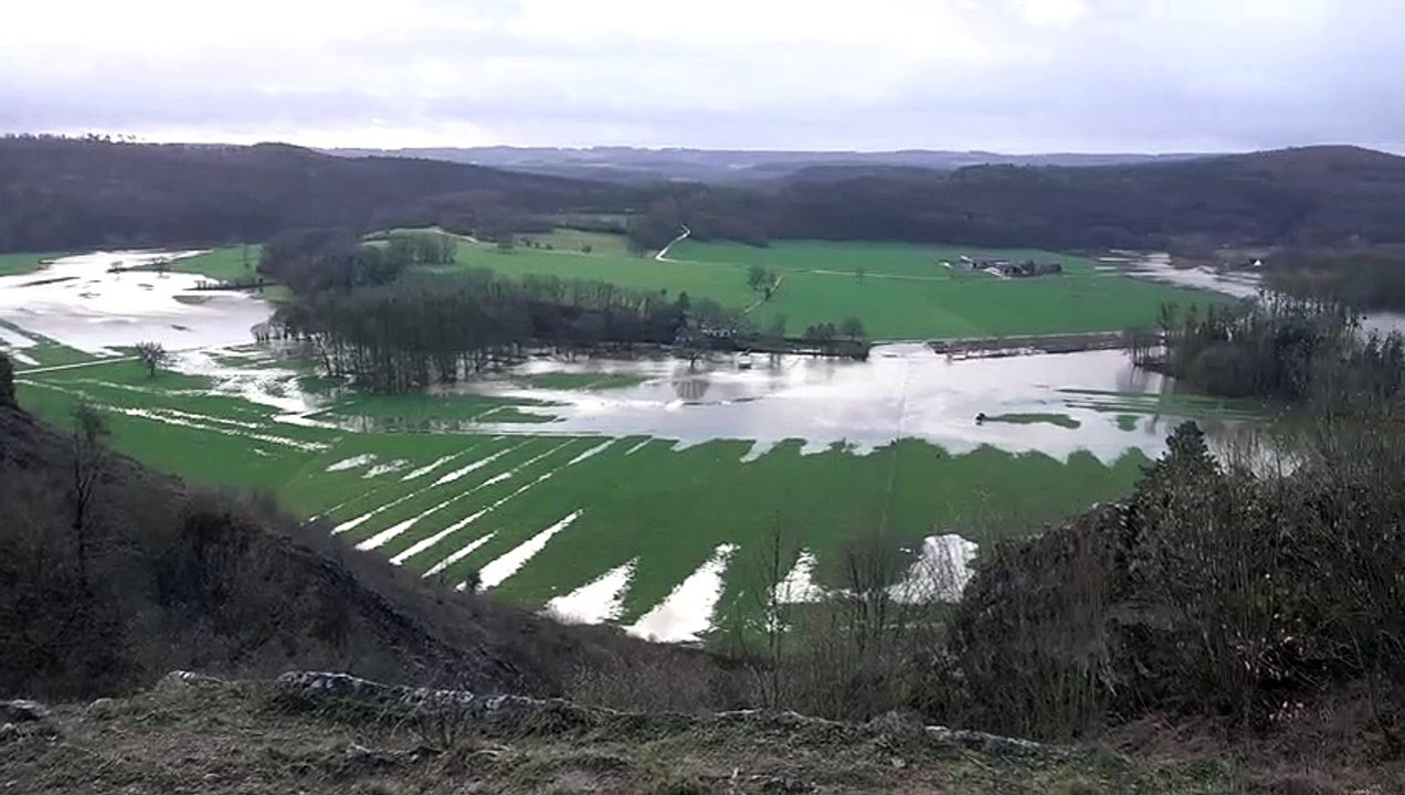 Les Grottes de Han les pieds dans l'eau