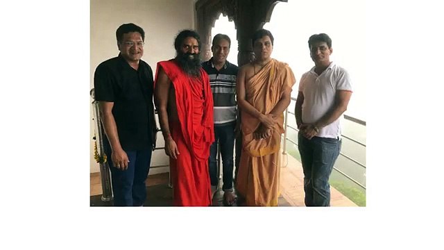 Biography Of Famous People । Swami Ramdev Biography In Hindi - Patanjali Success Story In Hindi