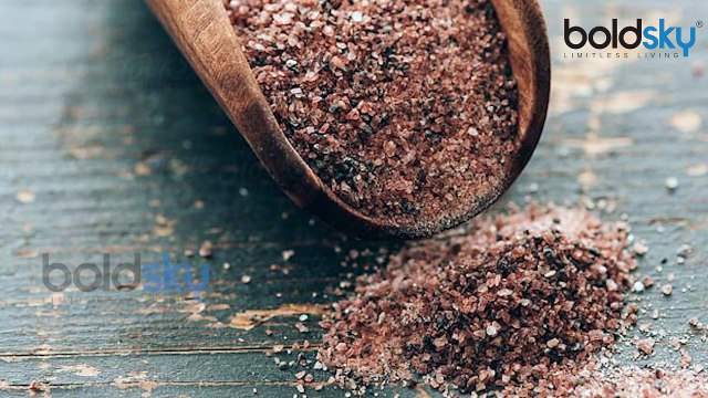 Black Salt For Hair Problem | काला नमक से दूर करें हेयर प्रॉब्लम | Boldsky