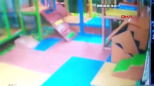 2 yaşındaki çocuğa defalarca tokat atan özel kreş öğretmeni tutuklandı