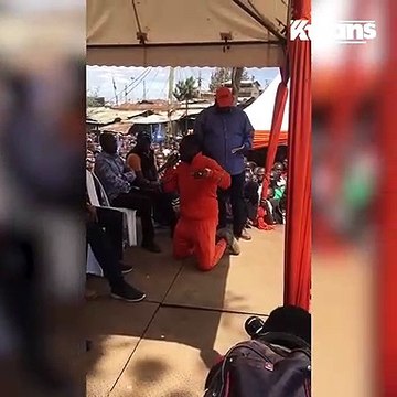 Kriss Darlin Kneels Before Raila & Ruffles Kenyans Feathers