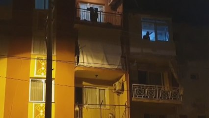 Balkonda uyuyordu, vuruldu