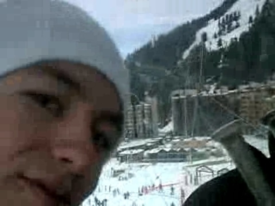 CLIP0043