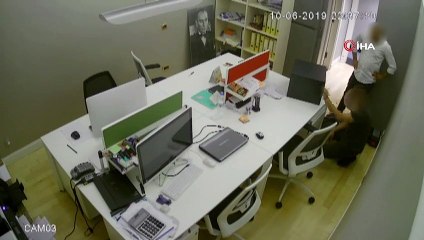 Patronun kasasını çilingire açtırıp böyle soydu