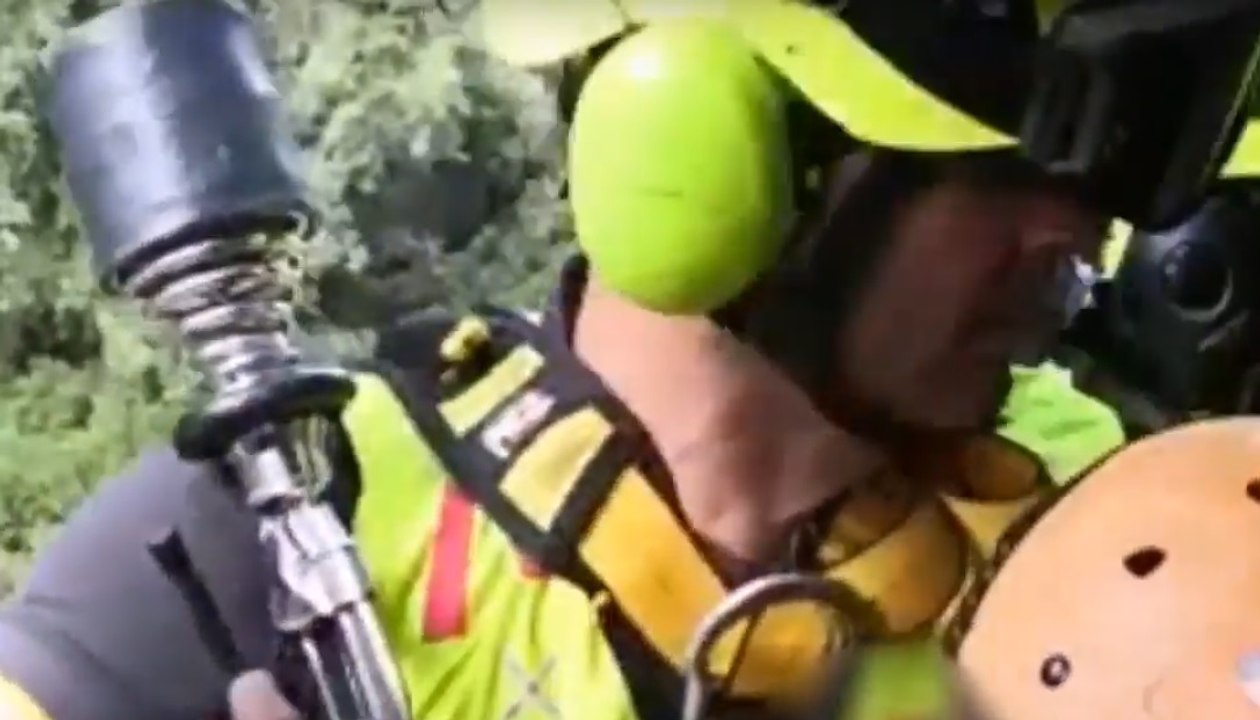 San Luca (RC) - Donna cade in un torrente e resta ferita: salvata dai Vigili del Fuoco (25.08.19)