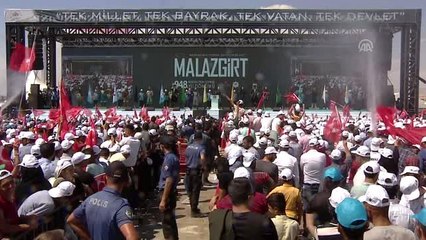 Cumhurbaşkanı Erdoğan: "(Fırat'ın doğusu) Çok yakında kara birliklerimizin de bölgeye giriş...
