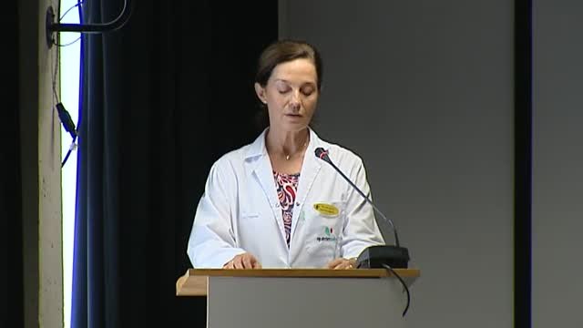 El rey Juan Carlos sigue evolucionando favorablemente y ya ha dado algunos pasos