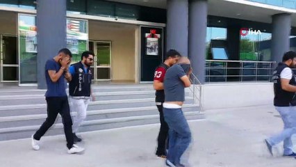 Narkotik polisinden baskın: 5 gözaltı