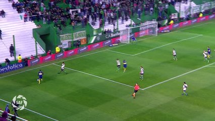 Soldano's early goal enough for 10-man Boca