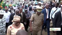 Visite du Préfet d'Abidjan, Vincent Toh Bi à Yopougon au lendemain de l'assassinat d'un gendarme par des ''gnambros''